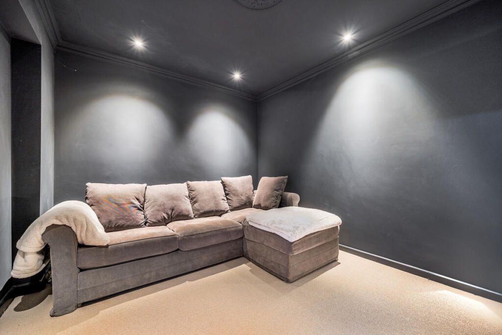 Additional image 9 of 5 bed detached house for saleFrith End Road, Frith End, Near Farnham GU35