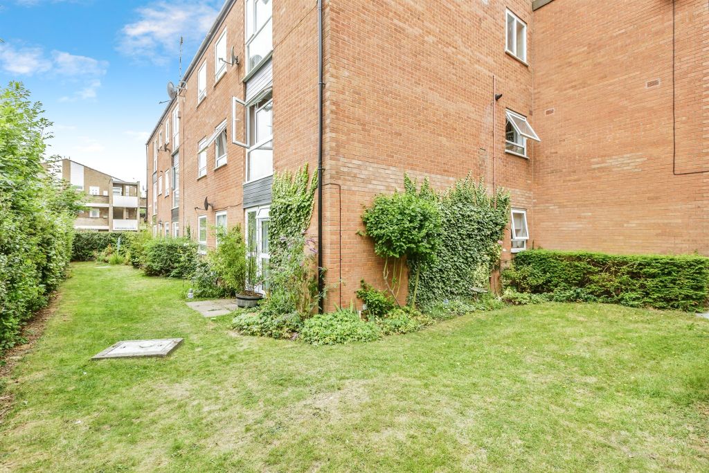 Property photo 2 of 3