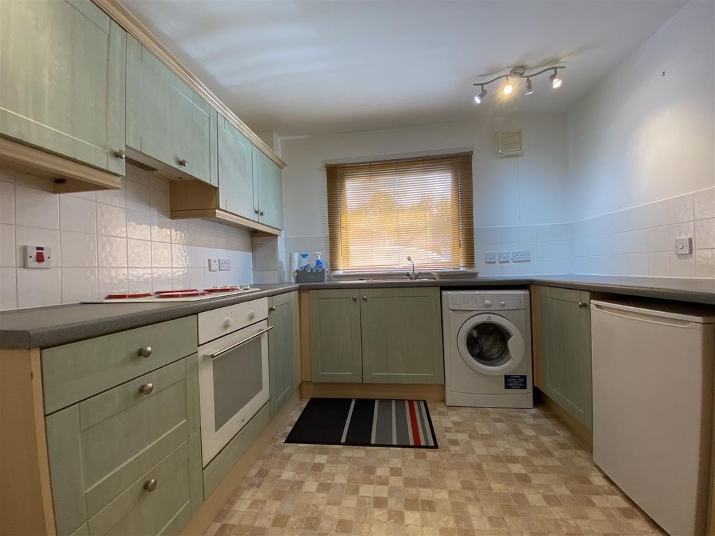 Property photo 3 of 12 3.Jpg