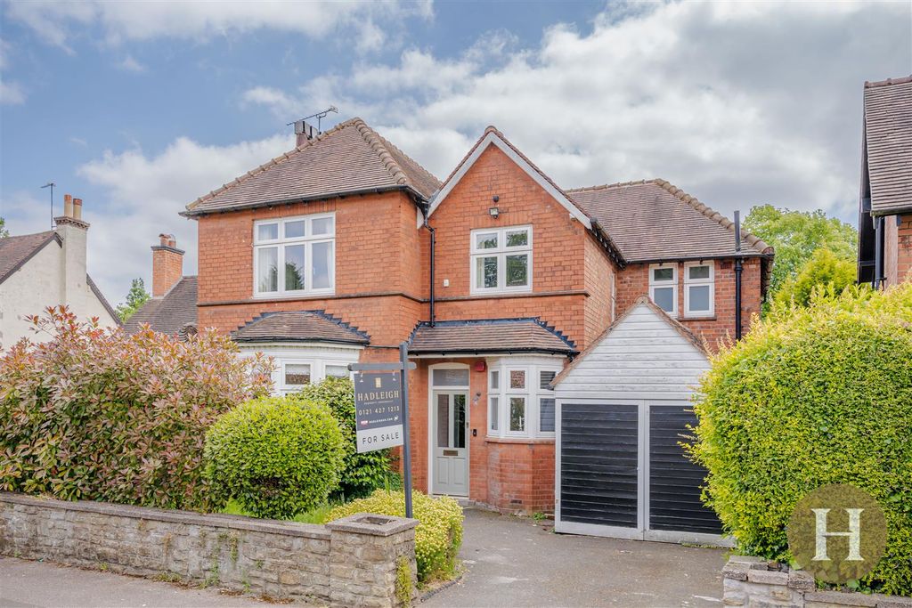 Property photo 1 of 47 Hadleigh Estate Agents-46.Jpg