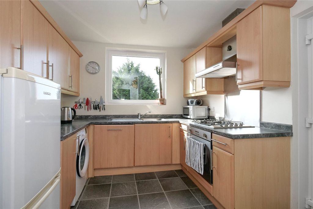 Property photo 3 of 22 Picture No. 05
