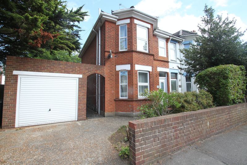 Property photo 2 of 9 Photo 1