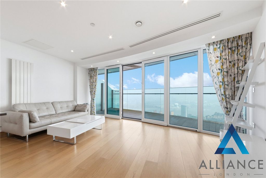 Property photo 2 of 24 Picture No. 21