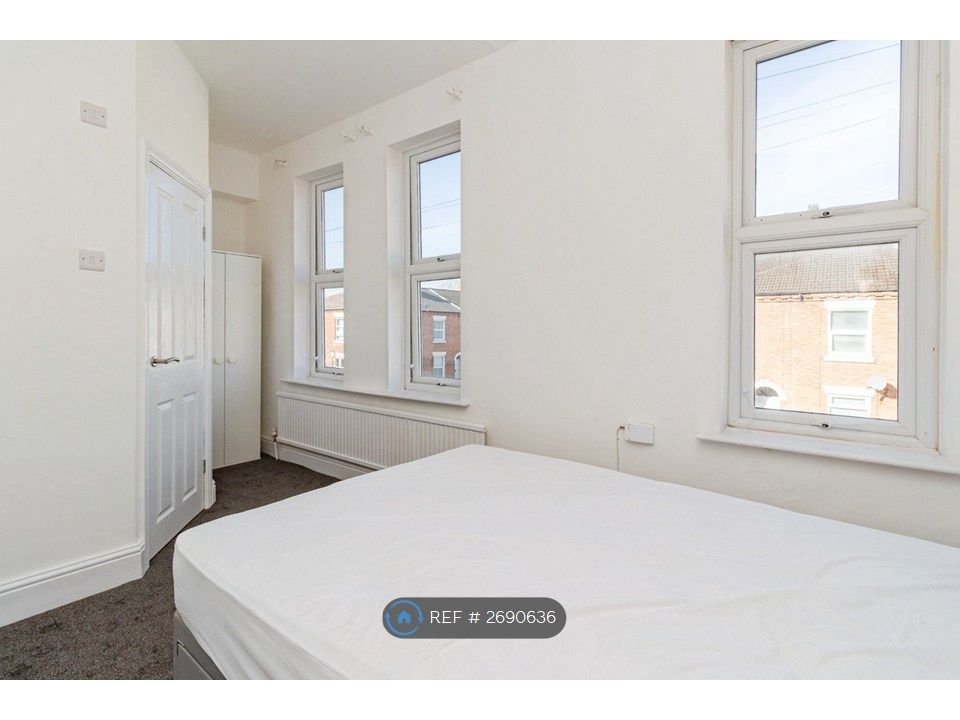 Property photo 3 of 5