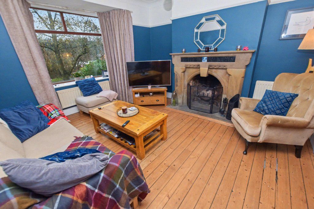 Property photo 2 of 14 Lounge