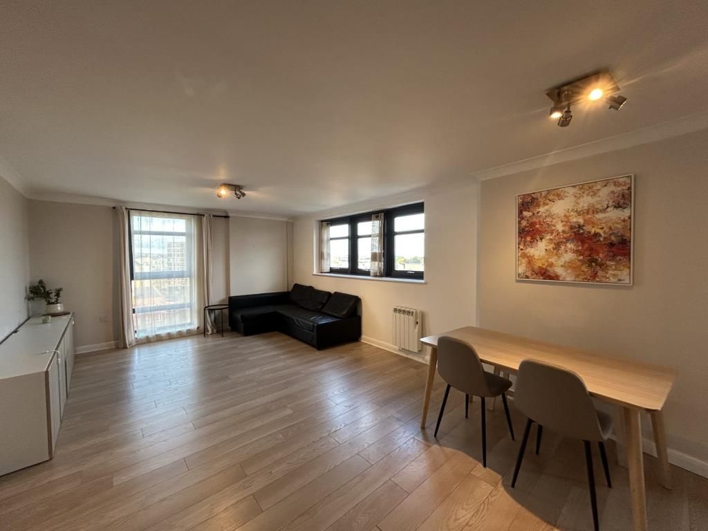 Property photo 2 of 8 Living