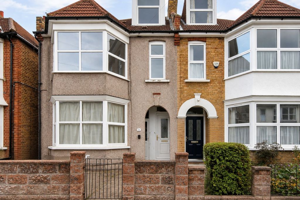 Property photo 1 of 11