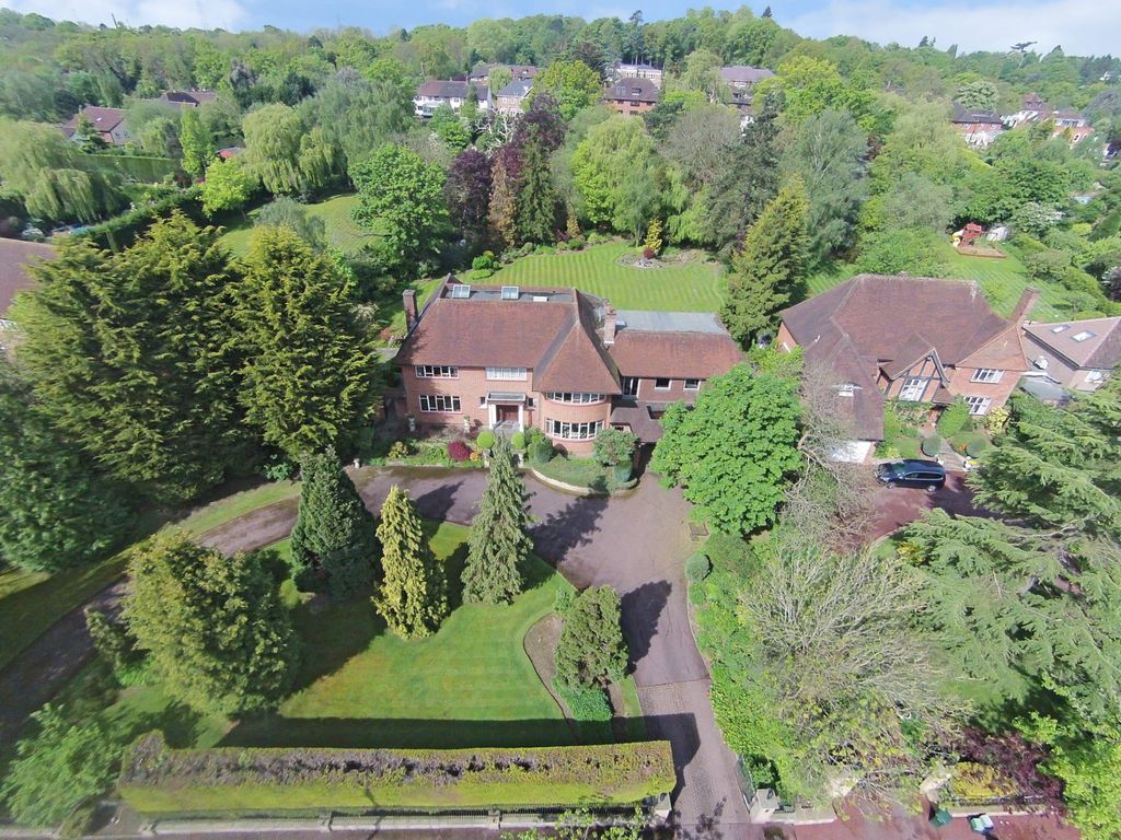 Property photo 1 of 29