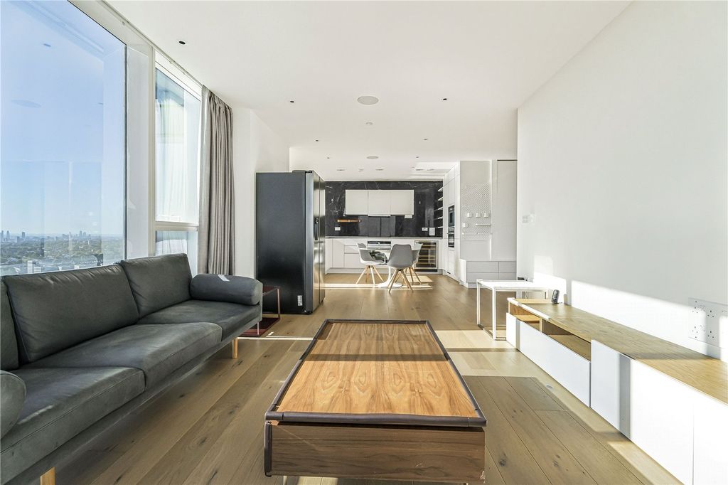 Property photo 2 of 39 Picture No. 02