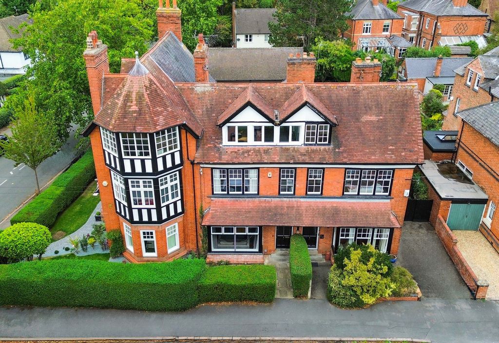 Property photo 1 of 39