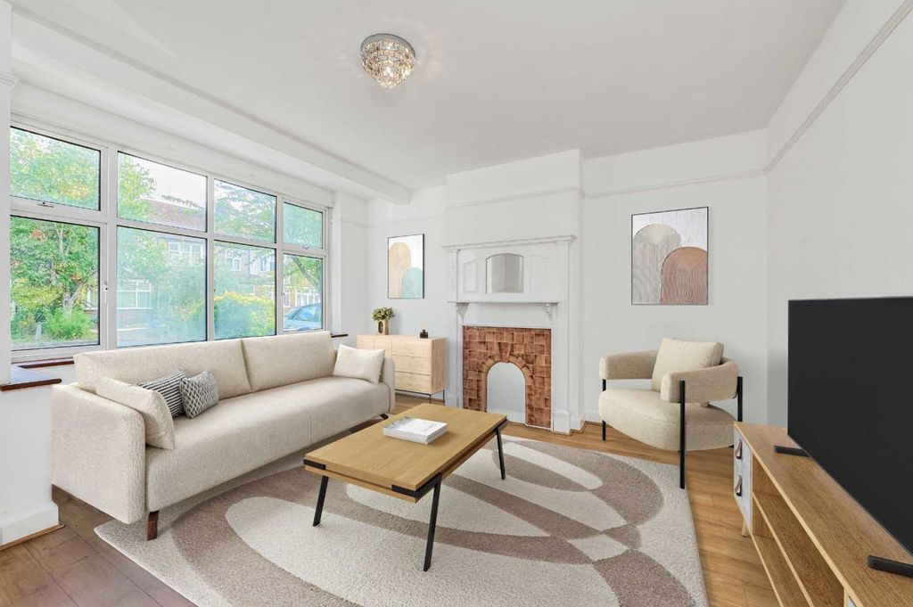 Property photo 2 of 7