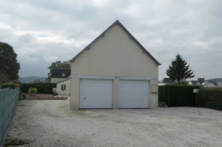 Property photo 3 of 10