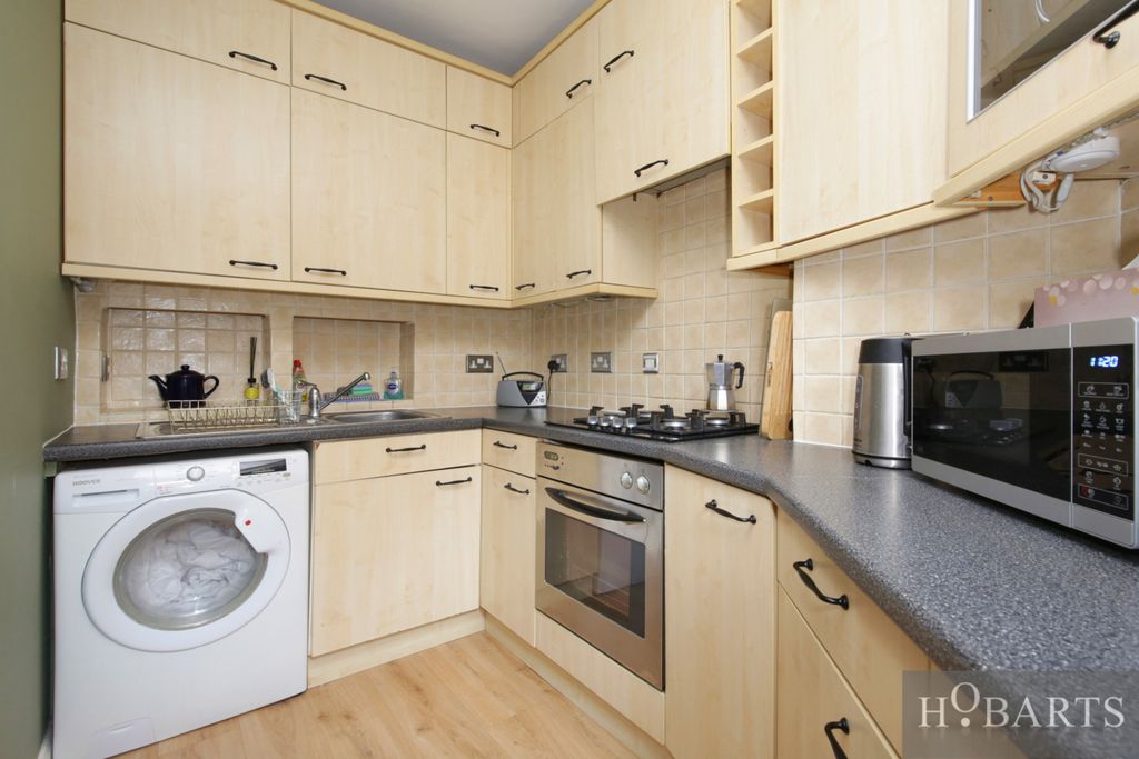 Property photo 2 of 14 Gallery