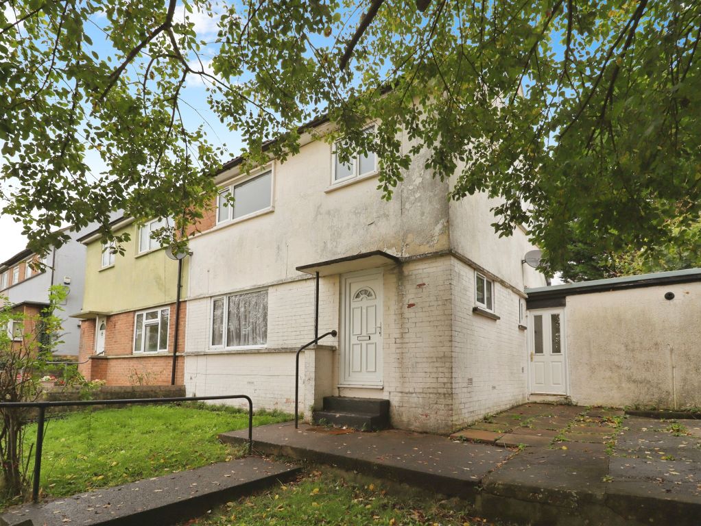 Property photo 2 of 18