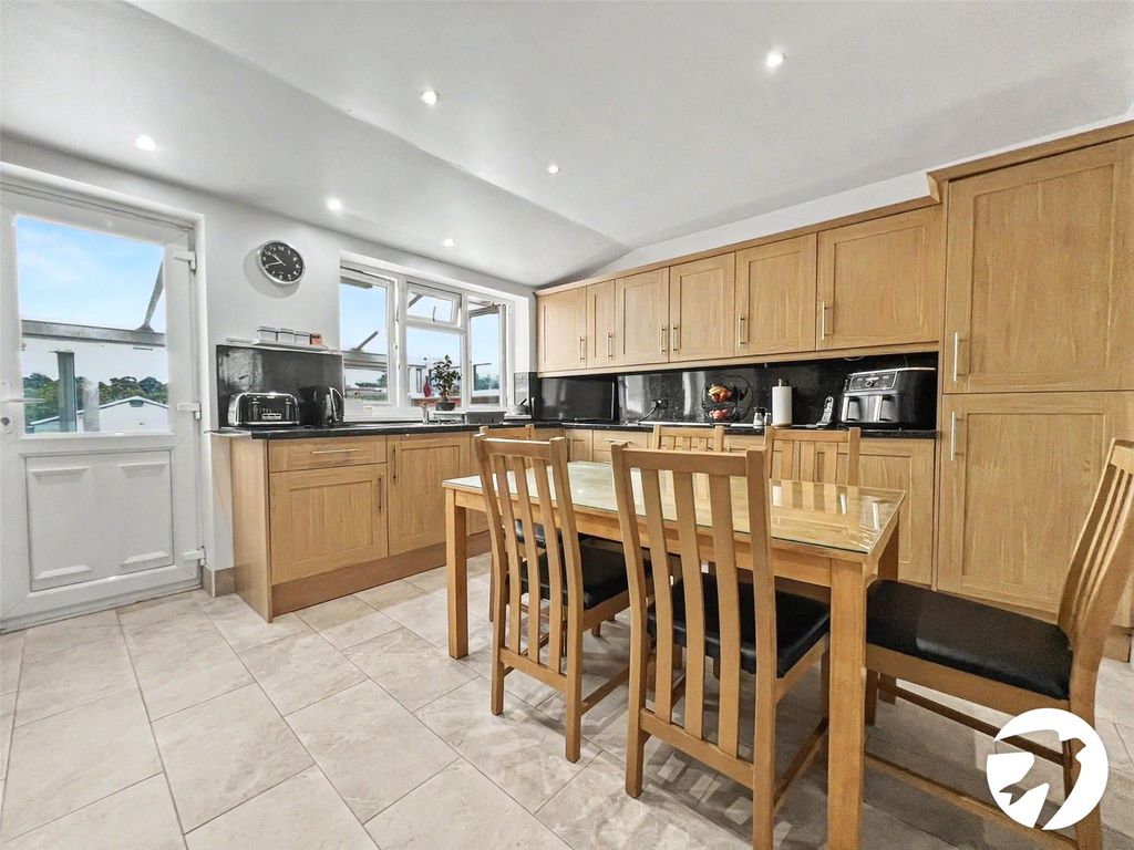 Property photo 3 of 24 Kitchen/Diner
