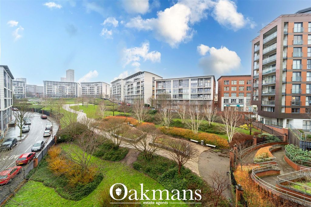 Property photo 1 of 13 Dom01255-Edit.Jpg
