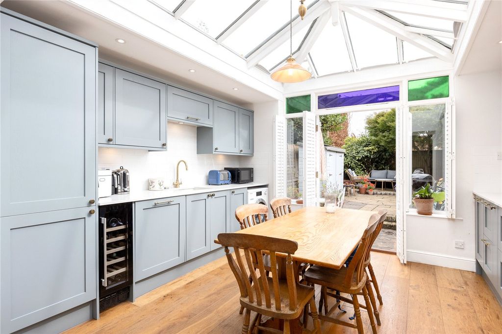 Property photo 2 of 11 Picture No. 03