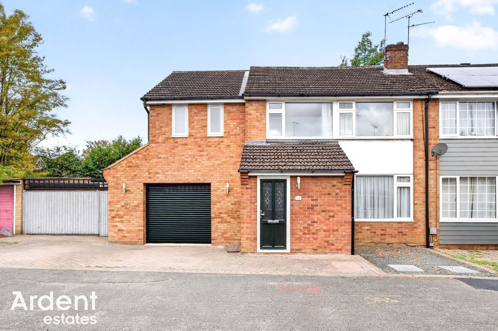Property photo 1 of 36