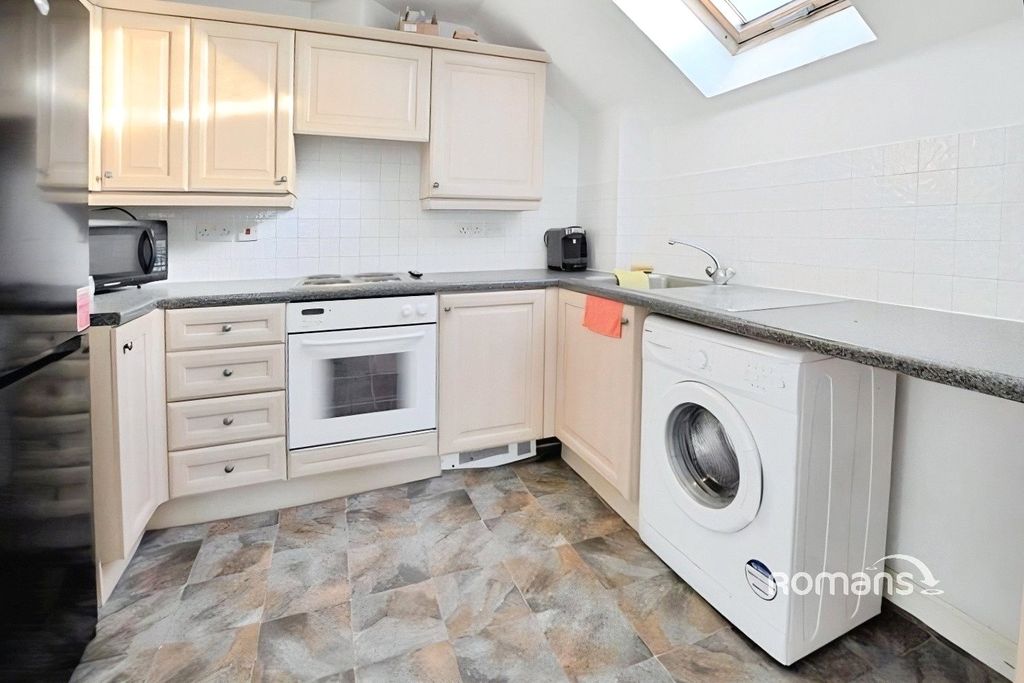 Property photo 3 of 9 Picture No. 08