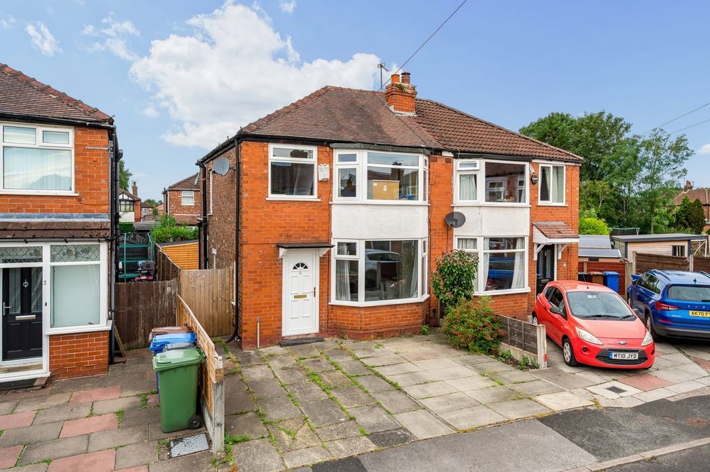Property photo 1 of 9