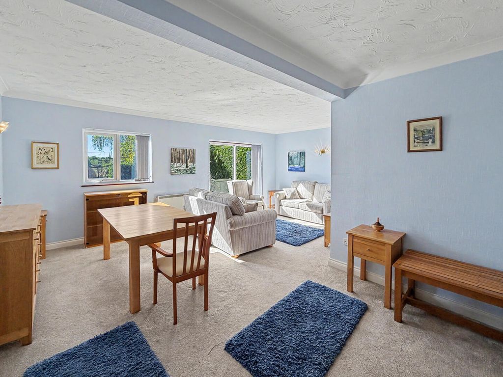 Property photo 3 of 22 Living Room