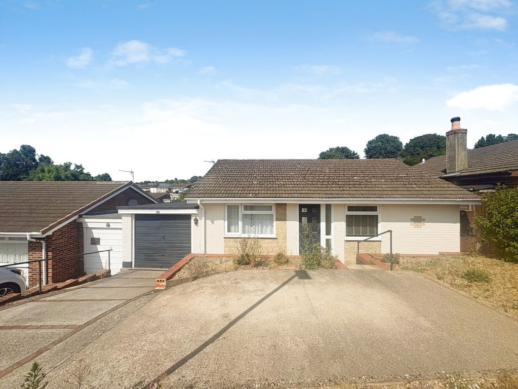 Property photo 1 of 12 Front