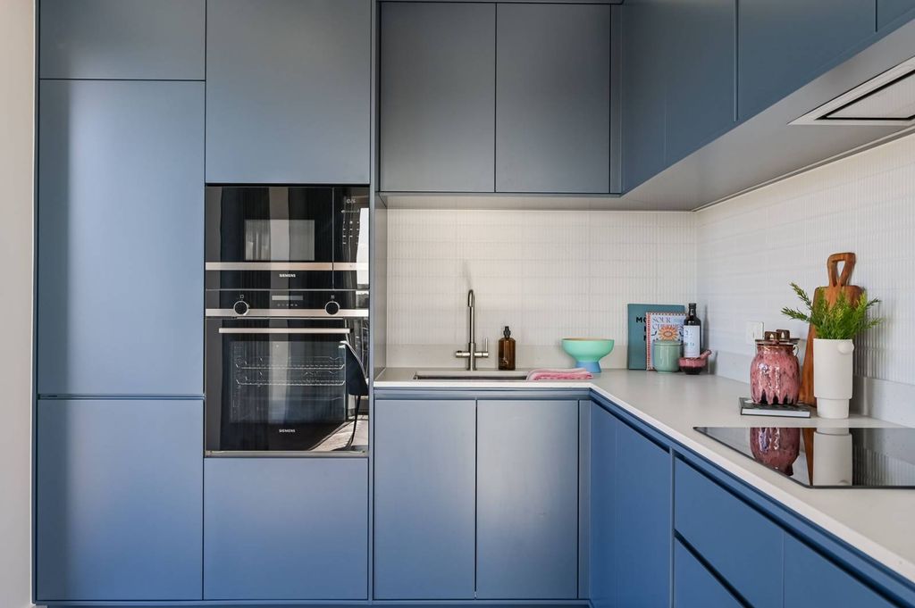 Property photo 3 of 45