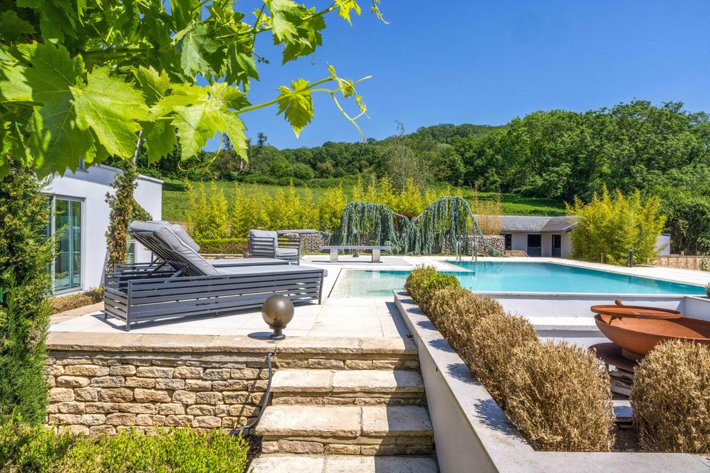 Additional image 30 of 6 bed detached house for saleCleeve Hill Road, Cheltenham, Gloucestershire GL52