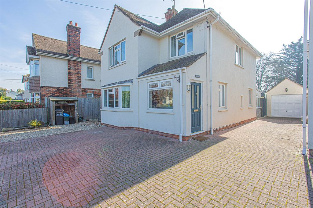 Property photo 1 of 22 Picture No. 08