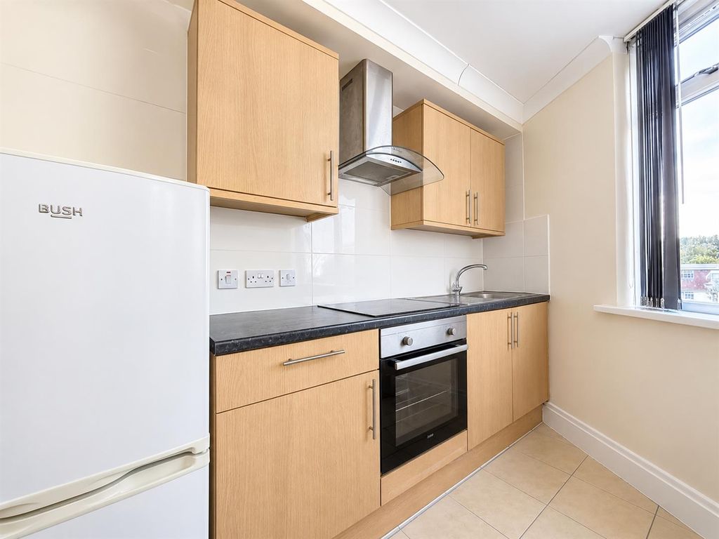 Property photo 1 of 5 Kitchen