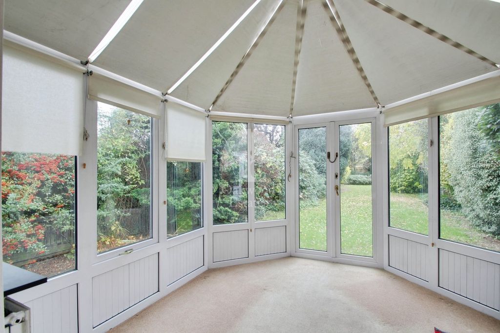 Property photo 3 of 21