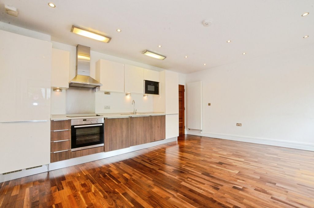 Property photo 3 of 10 Pbox-Img.Jpg