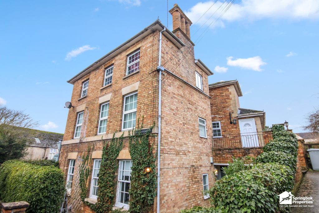 Property photo 3 of 16 Image 14