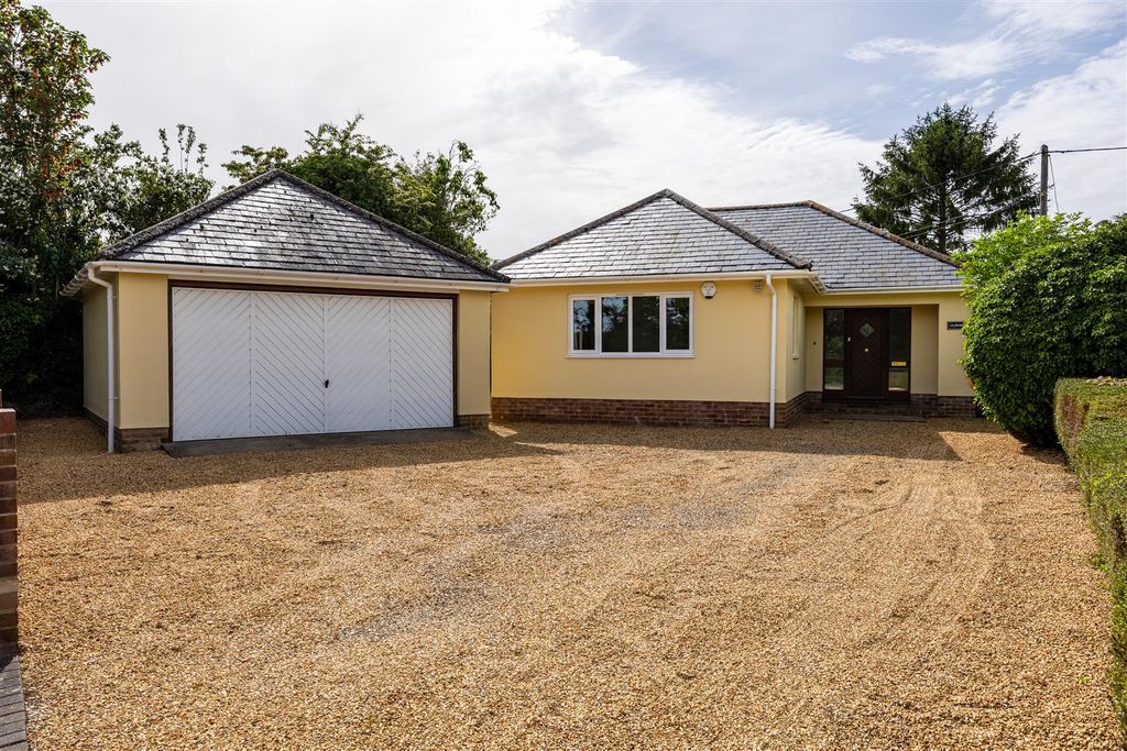 Property photo 1 of 9 500A0719-Hdr.Jpg