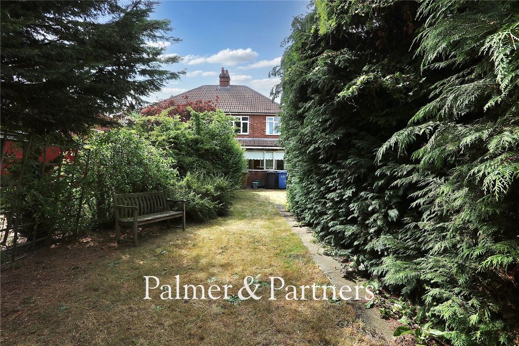 Property photo 2 of 26 Picture No. 01