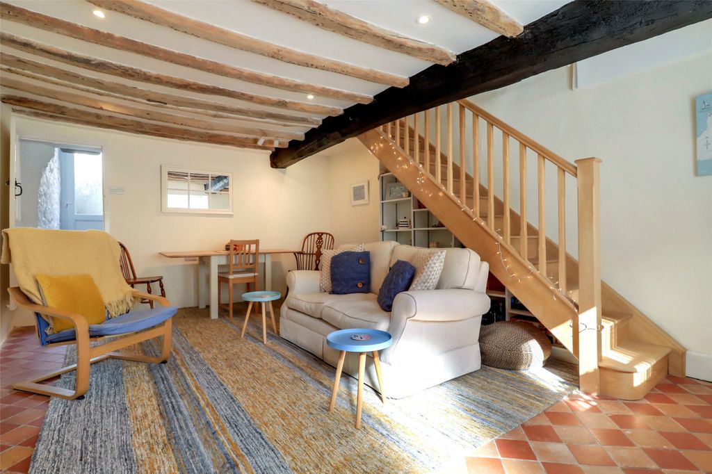 Property photo 2 of 15 Picture No. 14