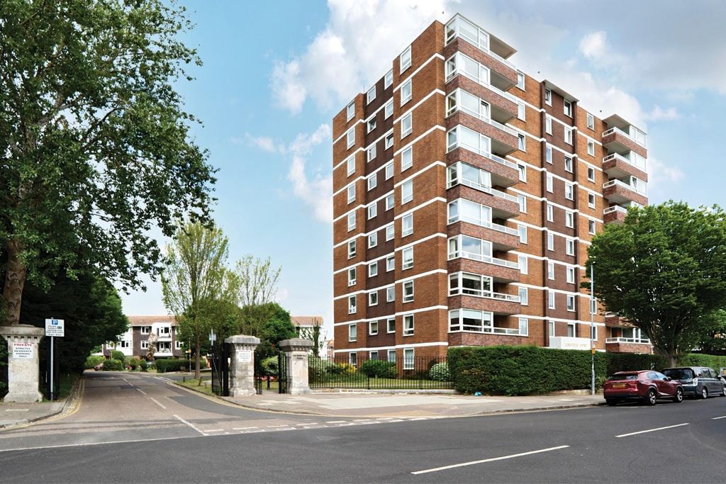 Property photo 1 of 18 26-6819F378c4B34-1283673-Arw-26.Jpg