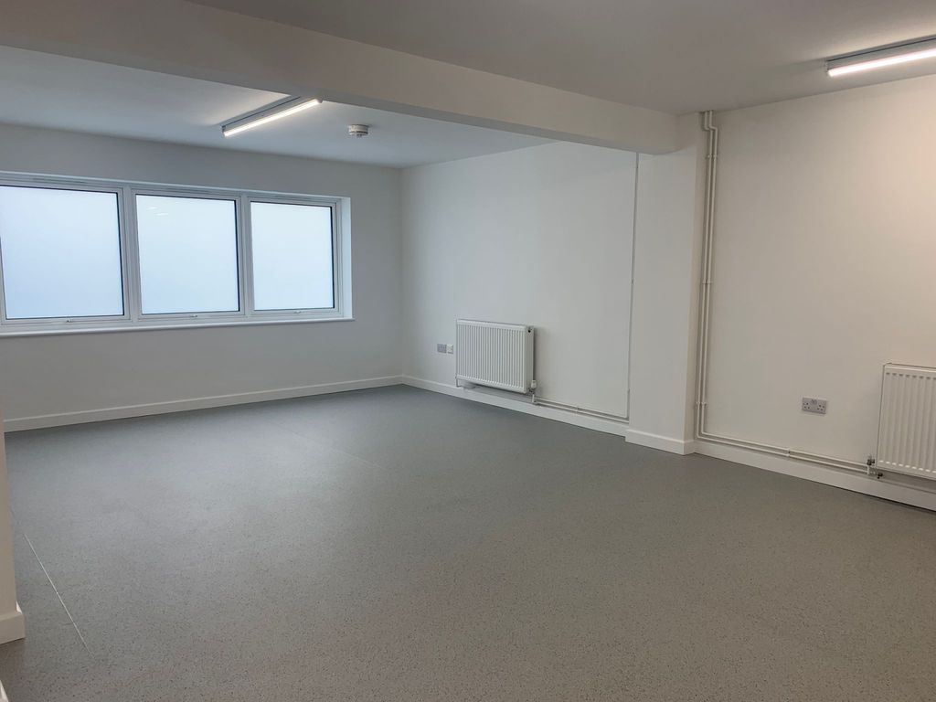 Property photo 2 of 12 Gallery