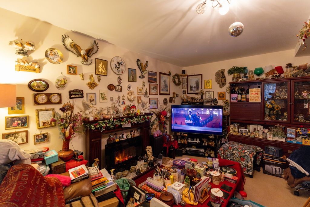 Property photo 2 of 13 Loftus Property-10