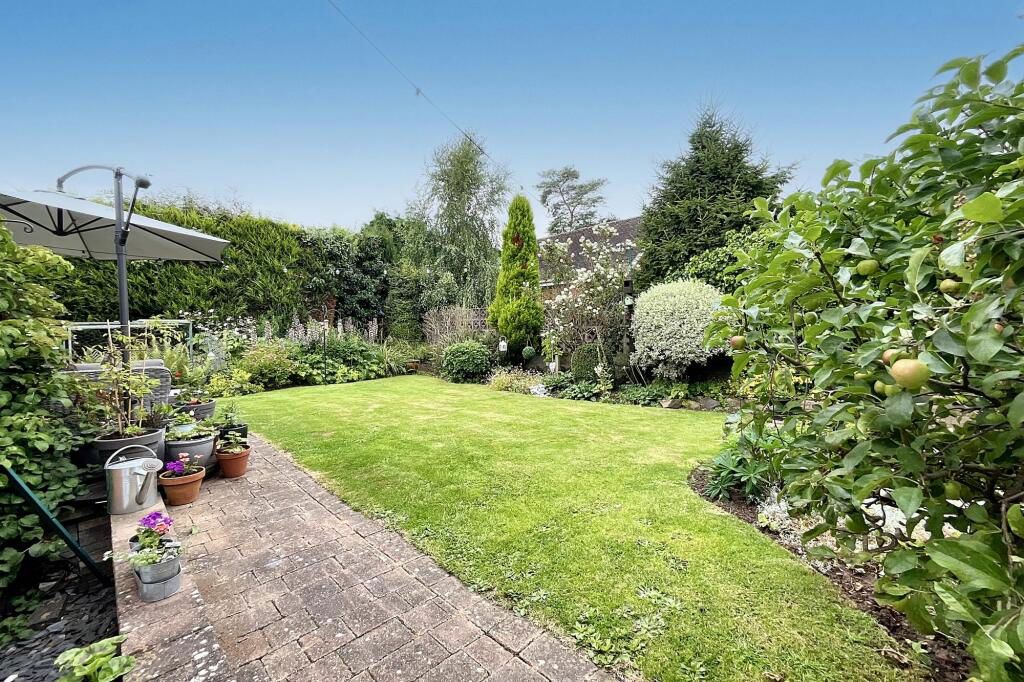 Property photo 3 of 25