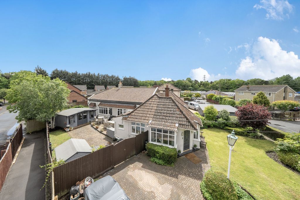Property photo 1 of 28