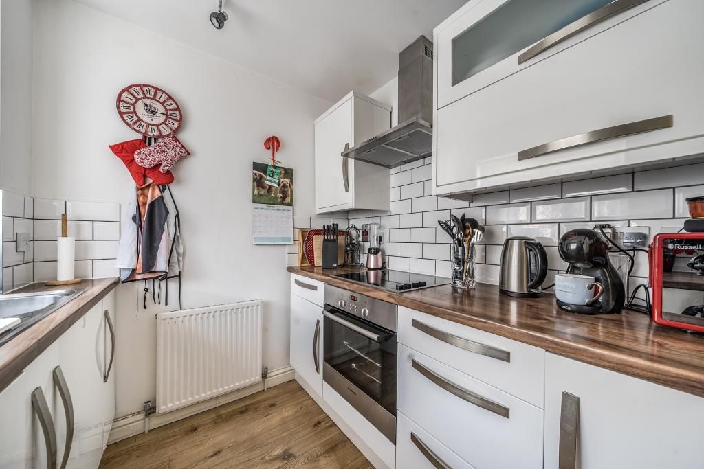 Property photo 2 of 20 Kitchen