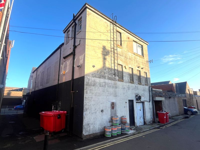 Property photo 2 of 7 Photo 1