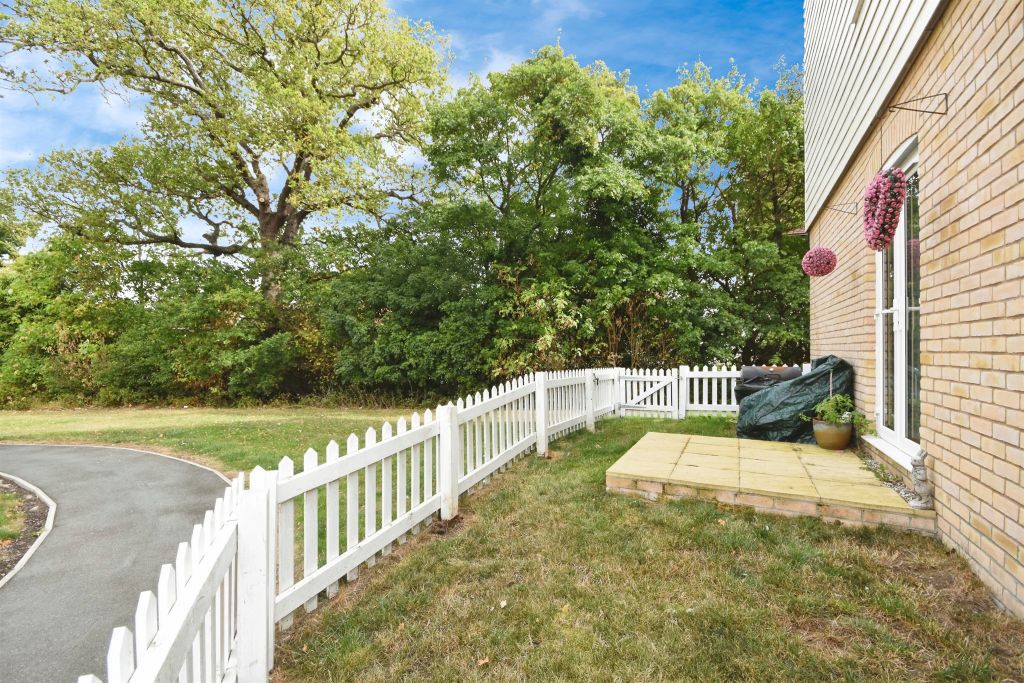 Property photo 3 of 15