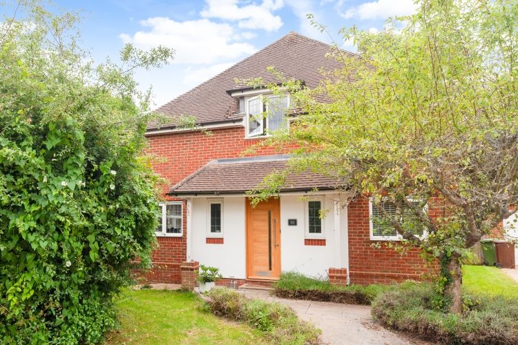 Property photo 3 of 9 226878