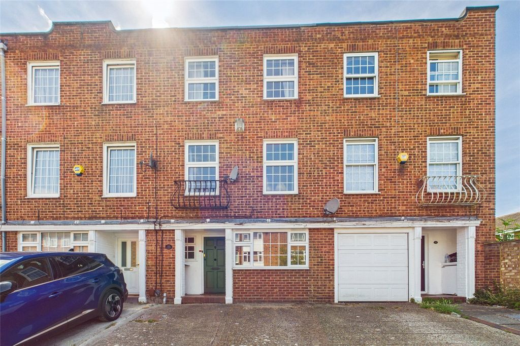 Property photo 1 of 11 Picture No. 27