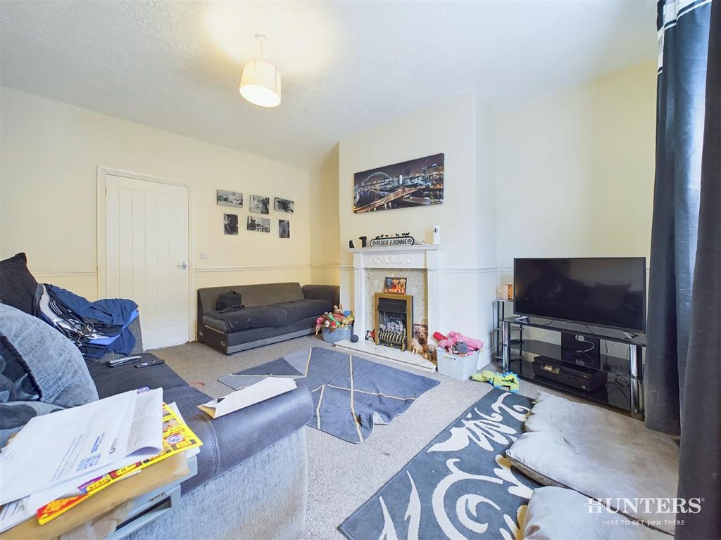 Property photo 3 of 12 Cam03792G0-Pr0150-Still009.Jpg