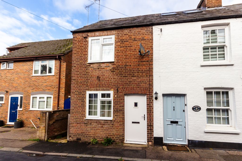 Property photo 1 of 14 Front