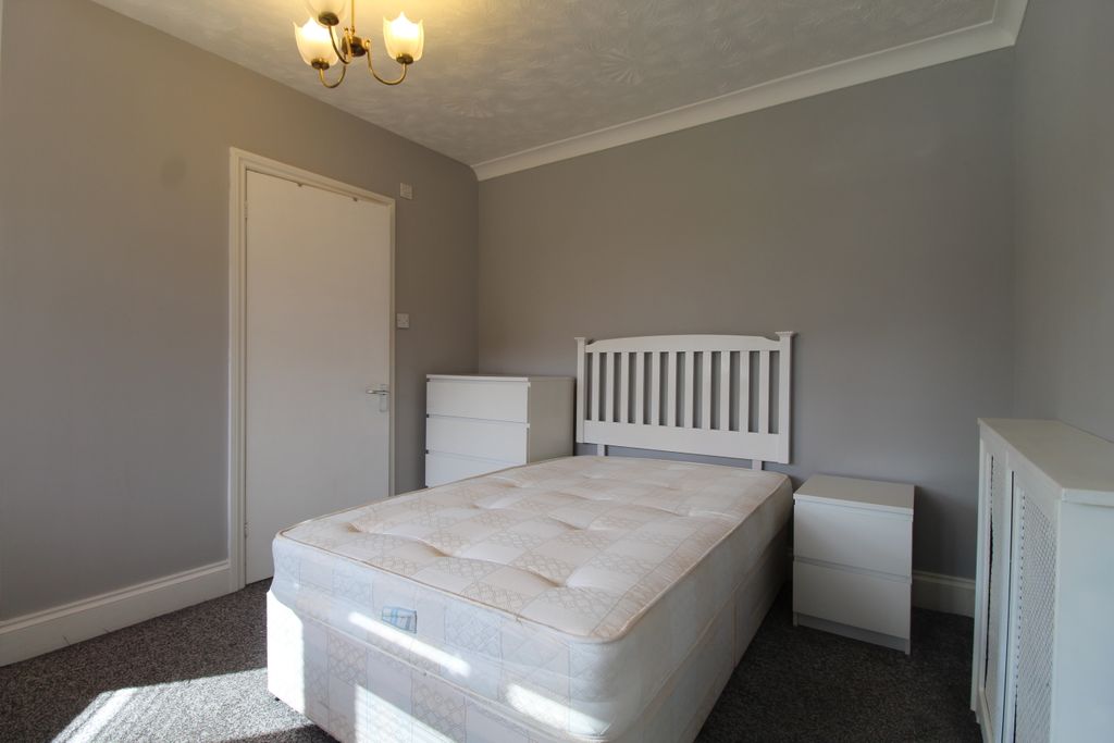 Property photo 1 of 8 Img_4930
