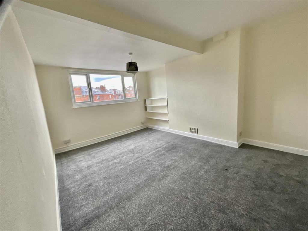 Property photo 1 of 9 D6228F3E-9D02-4Bd1-B4A2-E607D72580Be.Jpeg